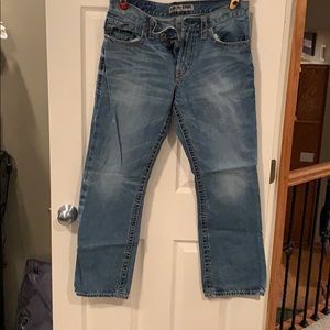 Men’s jeans.